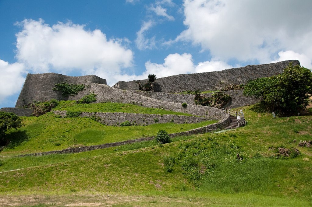 Katsuren Castle Ruins Travel Guide: A Gusuku above the East&nbsp;Coast