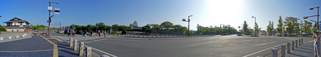 Himeji Castle Travel Guide: The White National Treasure Keep