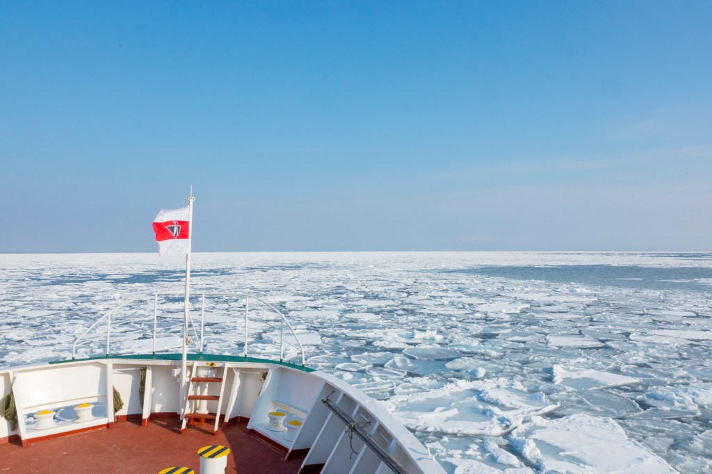 Abashiri Drift Ice Travel Guide: Winter on the Okhotsk Coast