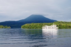 Akan-Mashu Travel Guide: Lakes, Marimo, and Ainu Culture in Hokkaido