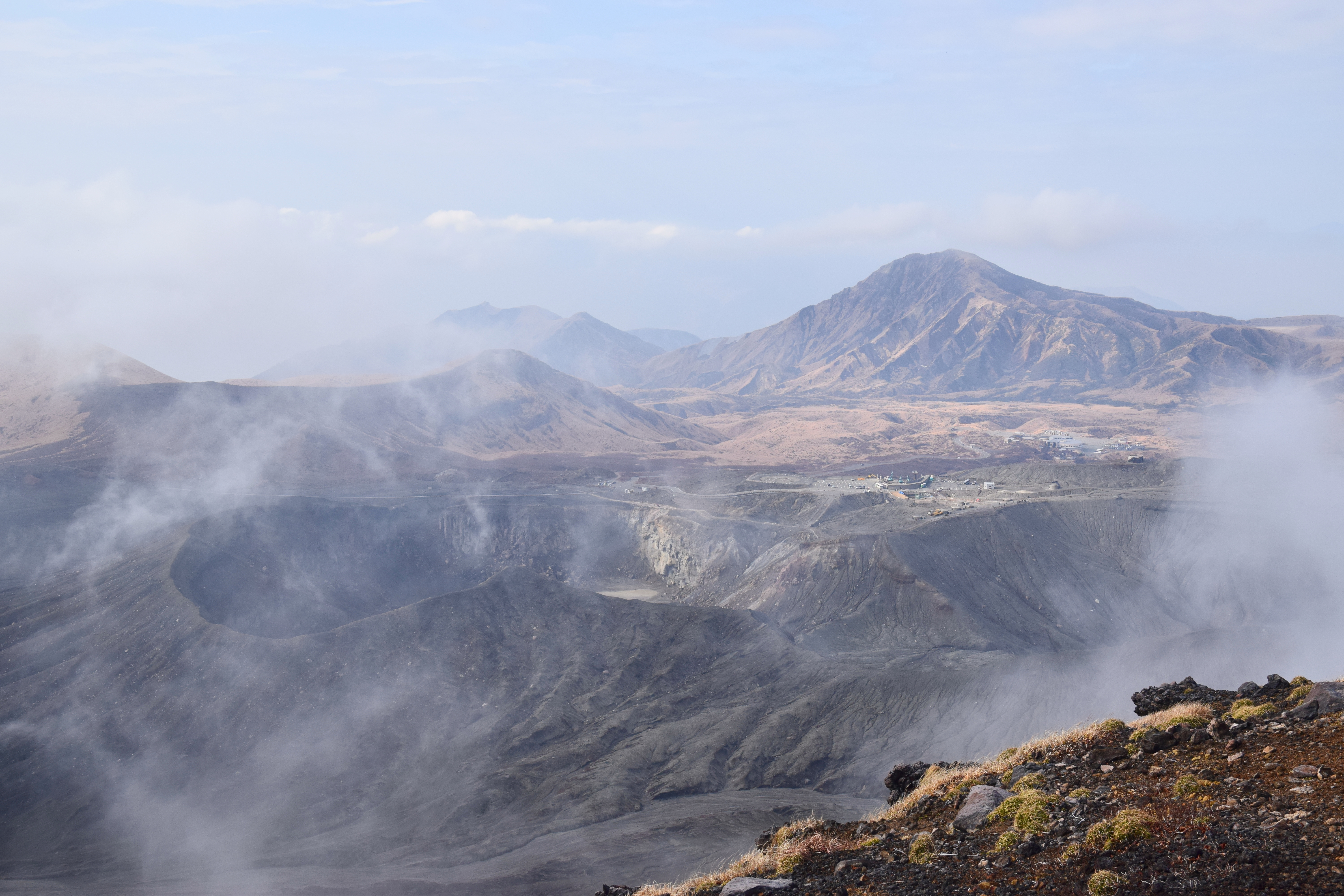 Aso Travel Guide: Volcanic Caldera and Highlands in Kumamoto