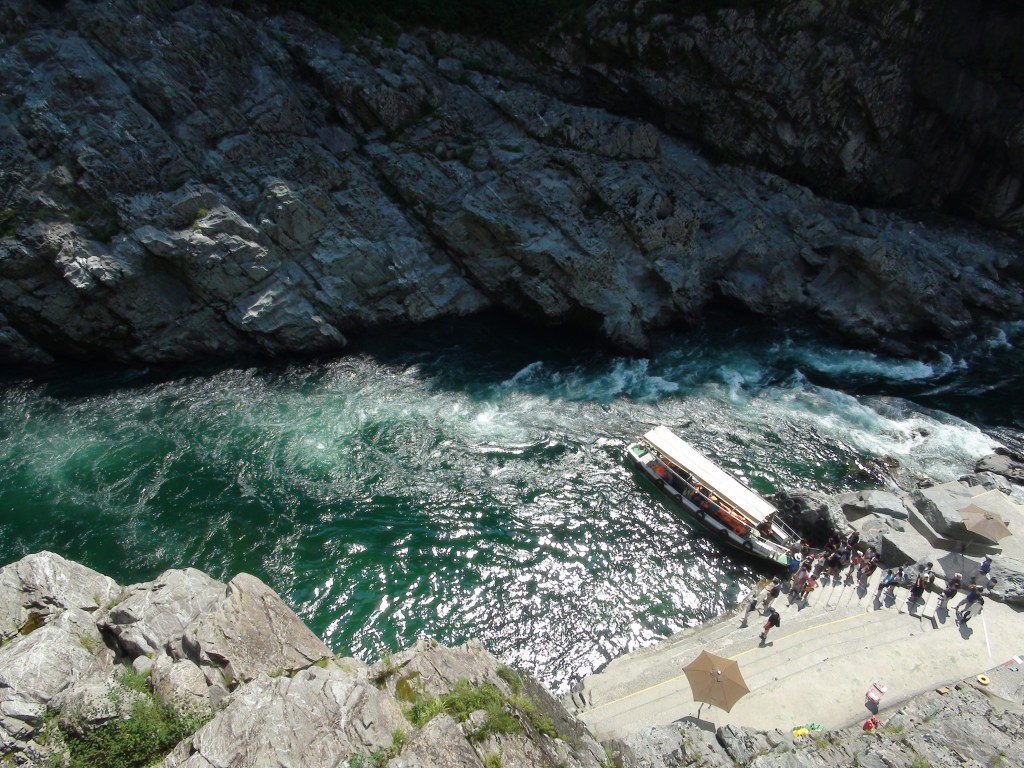 A pleasure boat on the Yoshino River at Oboke