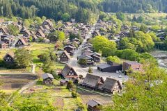 Shirakawa-go Travel Guide: UNESCO Gassho Village, Access, and Day-Trip Tips