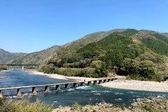 Shimanto River Travel Guide: Japan's Last Clear Stream and the Boats That Drift It